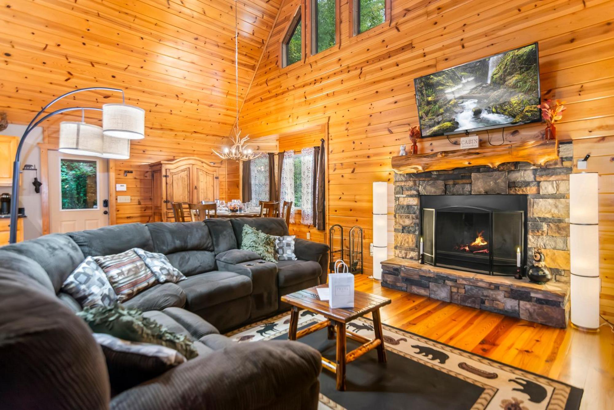 Amazing Creek View Cabin W/ Hot Tub, Firepit & Pool Table Ellijay Exterior photo